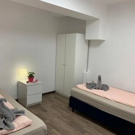 Homestay Lovely Share Aachener Weiher *