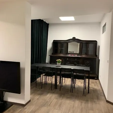 Lovely Share Aachener Weiher Homestay Cologne
